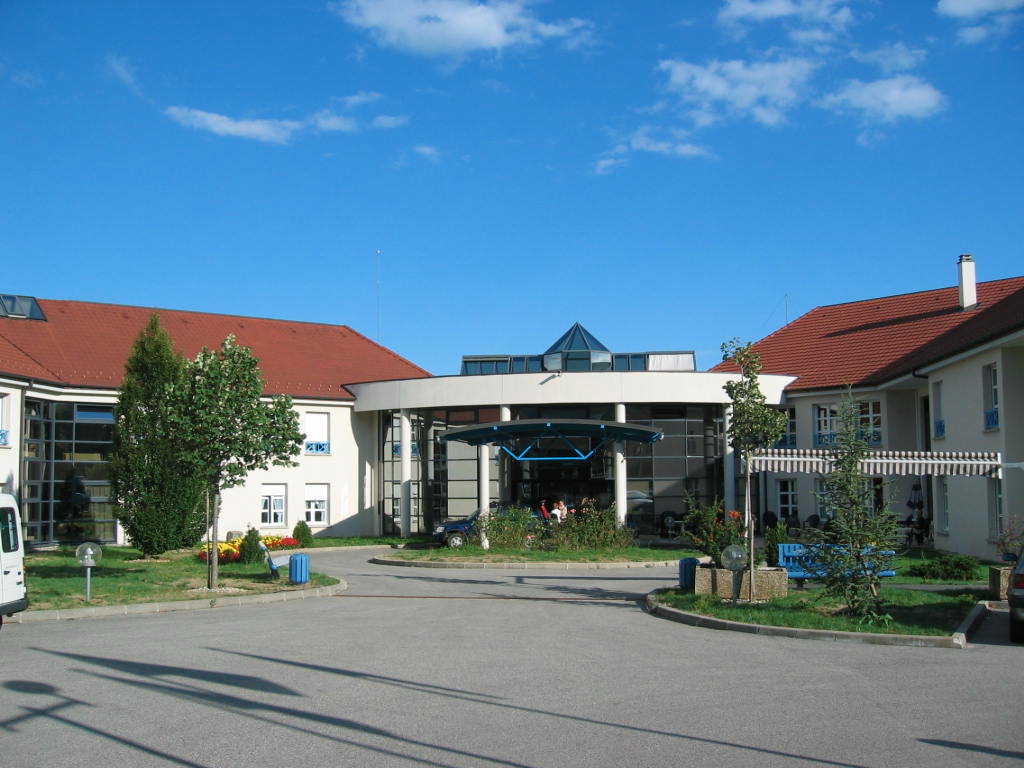 Centre Hospitalier du Pays de GEX (Gex et Divonne) Direction Commune Centre Hospitalier Annecy Genevois (Gex)