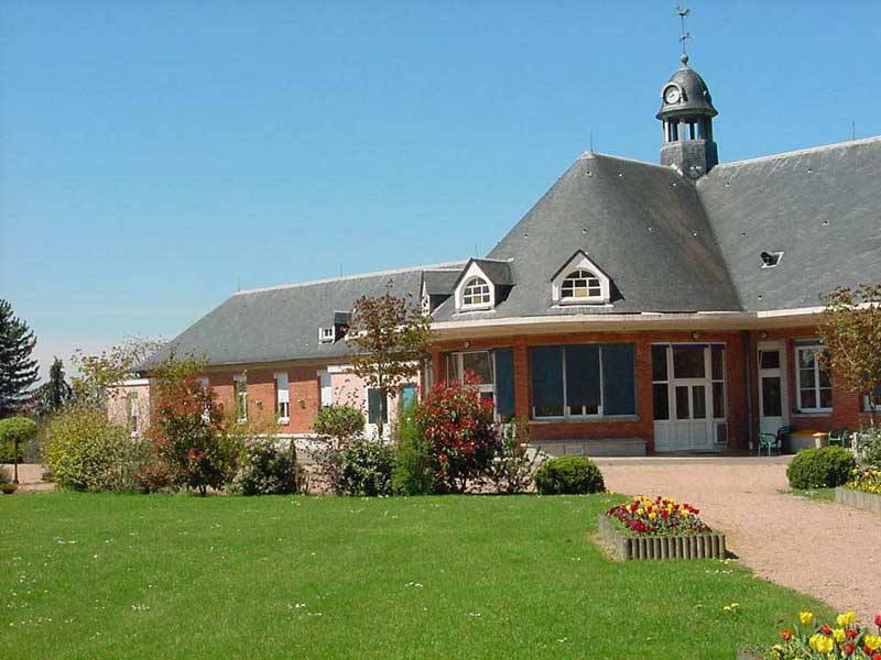 Centre Hospitalier  (Ainay-le-Chateau)